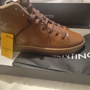 Valentino Sneakers